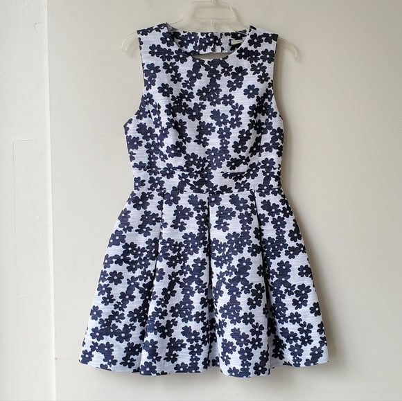 NWT Jack Wills Larnark Open Back Sleeveless Dress - Picture 2 of 16